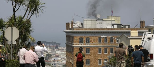 دخان في مبنى القنصلية الروسية بسان فرانسيسكو دخان في مبنى القنصلية الروسية بسان فرانسيسكو - سبوتنيك عربي