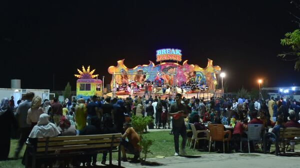 الملاهي تزين الموصل بعد خلاصها من داعش   - سبوتنيك عربي