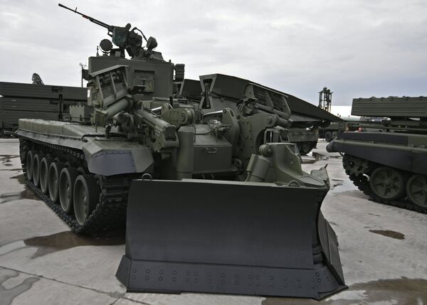 آلية قوات المهندسين إي إم إر-3 - سبوتنيك عربي