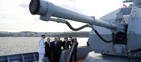 بوتين يتفحص السفينة الحربية الجديدة سوفيرشيني - سبوتنيك عربي