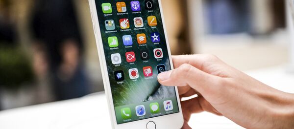 اكتشاف خلل في ايفون 8 قبل ايام من إطلاقه - سبوتنيك عربي