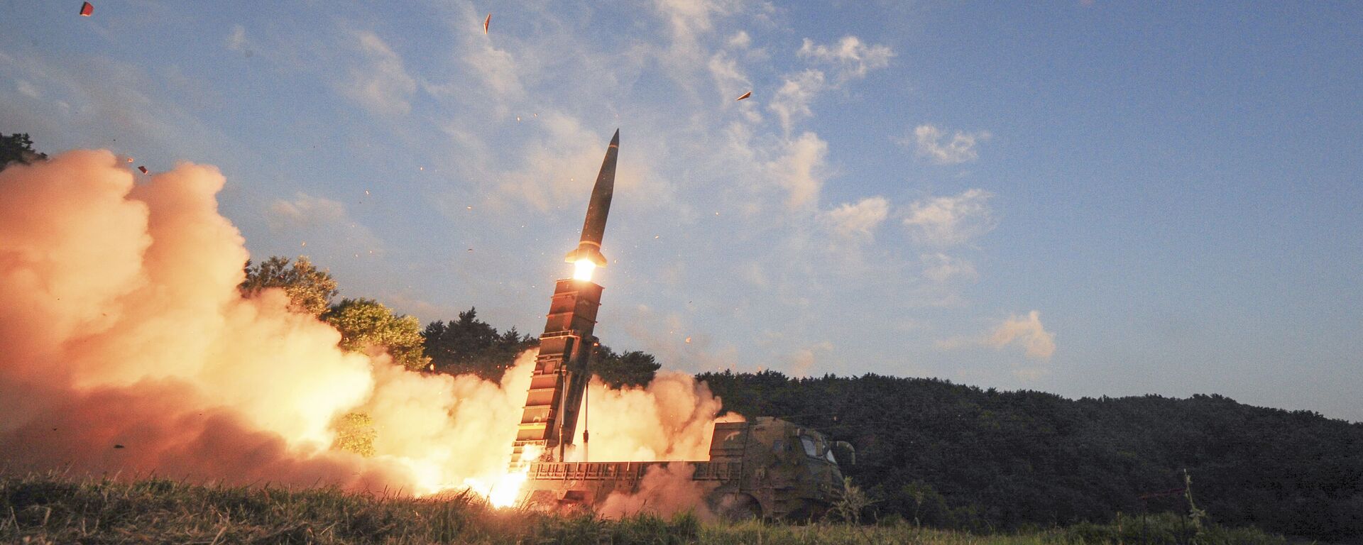 كوريا الجنوبية تطلق صاروخ باليستي Hyunmoo II، 4 سبتمبر/ أيلول 2017 - سبوتنيك عربي, 1920, 07.05.2022