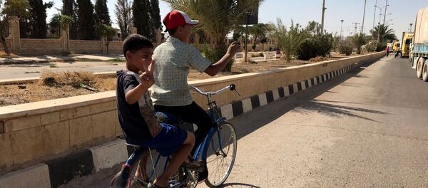 سكان مدينة دير الزور، سوريا - سبوتنيك عربي