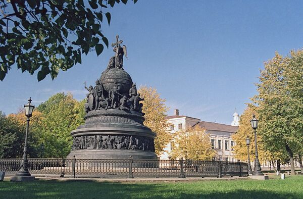 نصب تذكاري لتأسيس الدولة الروسية في مدينة نوفغورود - سبوتنيك عربي