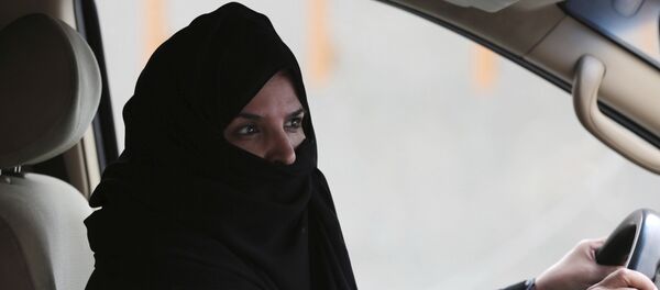 السماح بقيادة السيارات للمرأة السعودية، السعودية - سبوتنيك عربي