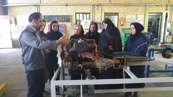 ميكانيكيات إيرانيات، إيران - سبوتنيك عربي