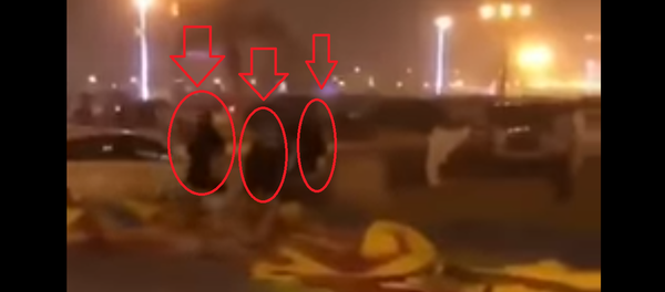 شابات سعوديات يطاردن شاب خطف هاتف مواطنة - سبوتنيك عربي