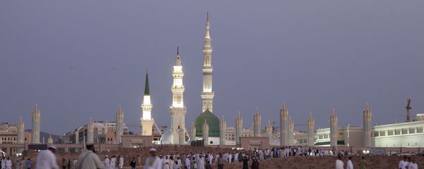 المسجد النبوي في المدينة، السعودية 5 يوليو/ تموز 2013 المسجد النبوي في المدينة، السعودية 5 يوليو/ تموز 2013 - سبوتنيك عربي