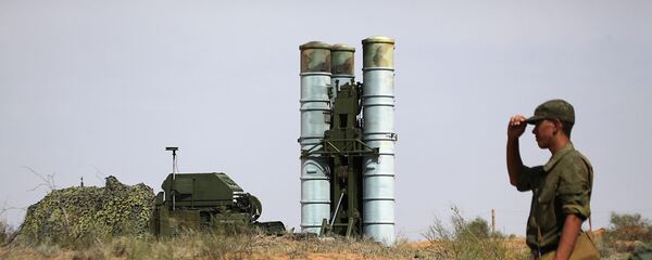 التحضيرات لإطلاق منظومات إس-400 (تريومف) في الحقل العسكري أشولوك في أستراخانسكايا أوبلست، روسيا - سبوتنيك عربي