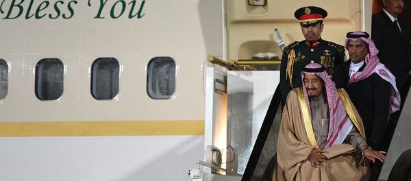 وصول العاهل السعودي، الملك سلمان بن عبد العزيز آل سعود، إلى العاصمة الروسية موسكو - سبوتنيك عربي