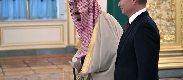 العاهل السعودي، الملك سلمان بن عبد العزيز آل سعود والرئيس الروسي فلاديمير بوتين في قصر الكرملين، موسكو، روسيا - سبوتنيك عربي