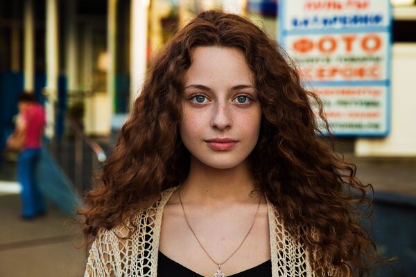 كتاب أطلس الجمال (The Atlas of Beauty) - صورة لفتاة تدعى ناستيا (أناستاسيا) - سبوتنيك عربي