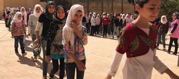 مدرسة للإناث في دير الزور، سوريا - سبوتنيك عربي