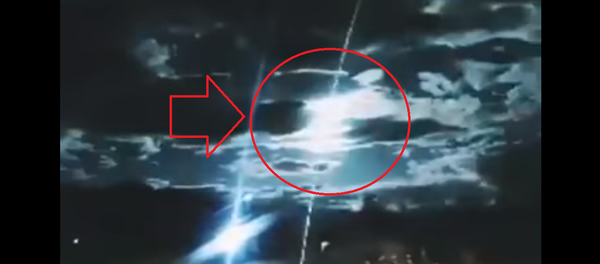 انفجار هائل لنيزك في سماء الصين انفجار هائل لنيزك في سماء الصين - سبوتنيك عربي