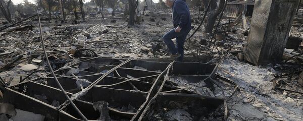 آثار حرائق كاليفورنيا، الولايات المتحدة الأمريكية 11 أكتوبر/ تشرين الأول 2017 - سبوتنيك عربي