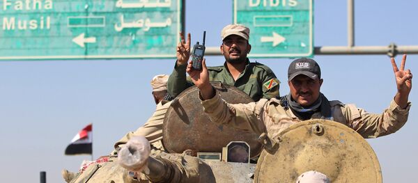 القوات العراقية تتقدم الأحياء الجنوبية في كركوك، العراق 16 أكتوبر/ تشرين الأول 2017 - سبوتنيك عربي