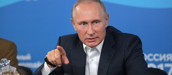 الرئيس فلاديمير بوتين، سوتشي ، روسيا 15 أكتوبر/ تشرين الأول 2017 الرئيس فلاديمير بوتين، سوتشي ، روسيا 15 أكتوبر/ تشرين الأول 2017 - سبوتنيك عربي