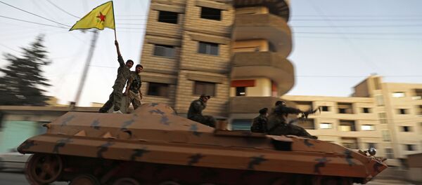 القوات الديموقراطية السورية في الرقة، سوريا 17 أكتوبر/ تشرين الأول 2017 القوات الديموقراطية السورية في الرقة، سوريا 17 أكتوبر/ تشرين الأول 2017 - سبوتنيك عربي