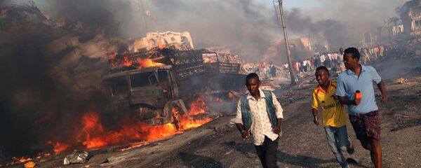 موقع الانفجار في مقديشو، الصومال 14 أكتوبر/ تشرين الأول 2017 - سبوتنيك عربي