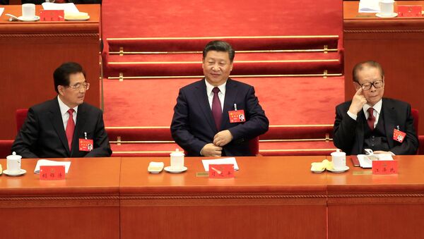 الرئيس الصيني شي جين بينغ في المؤتمر التاسع عشر للحزب الشيوعي في بكين، الصين 18 أكتوبر/ تشرين الأول 2017 - سبوتنيك عربي