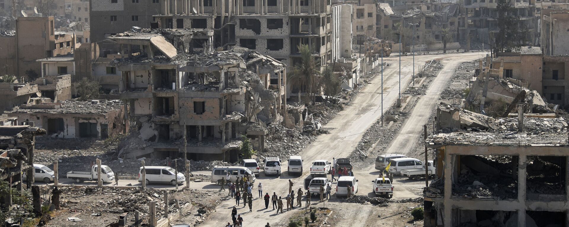 القوات الديموقراطية السورية في مدينة الرقة بعد تحريرها، سوريا 20 أكتوبر/ تشرين الأول 2017 - سبوتنيك عربي, 1920, 17.08.2022