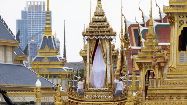 محرقة ملك تايلاند الذهبية - سبوتنيك عربي