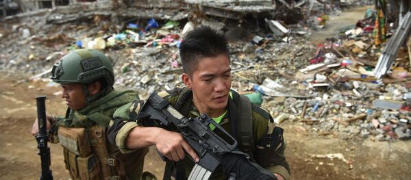 آثار الدمار في مدينة مراوي، بعد معارك شرسة ضد إرهابيي تنظيم داعش، الفلبين 25 أكتوبر/ تشرين الأول 2017 - سبوتنيك عربي