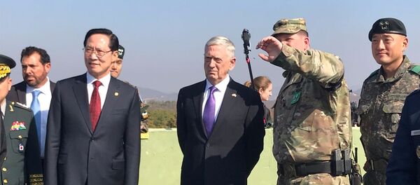 وزير الدفاع الأمريكي في المنطقة منزوعة السلاح بشبه الجزيرة الكورية وزير الدفاع الأمريكي في المنطقة منزوعة السلاح بشبه الجزيرة الكورية - سبوتنيك عربي