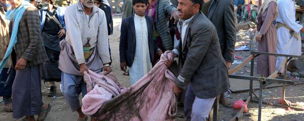 الضربات الجوية لقوات التحالف في صعدة، اليمن 1 نوفمبر/ تشرين الثاني 2017 - سبوتنيك عربي