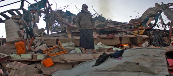 الضربات الجوية لقوات التحالف في صعدة، اليمن 1 نوفمبر/ تشرين الثاني 2017 - سبوتنيك عربي