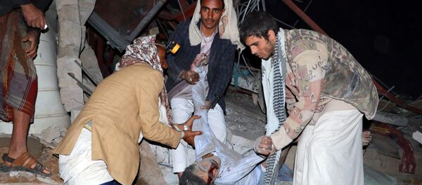 الضربات الجوية لقوات التحالف في صعدة، اليمن 1 نوفمبر/ تشرين الثاني 2017 الضربات الجوية لقوات التحالف في صعدة، اليمن 1 نوفمبر/ تشرين الثاني 2017 - سبوتنيك عربي