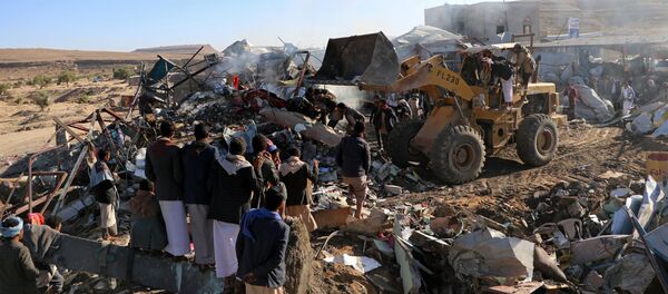 الضربات الجوية لقوات التحالف في صعدة، اليمن 1 نوفمبر/ تشرين الثاني 2017 - سبوتنيك عربي