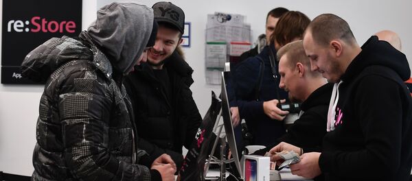 بدء مبيعات هواتف iPhone X في موسكو، روسيا - سبوتنيك عربي