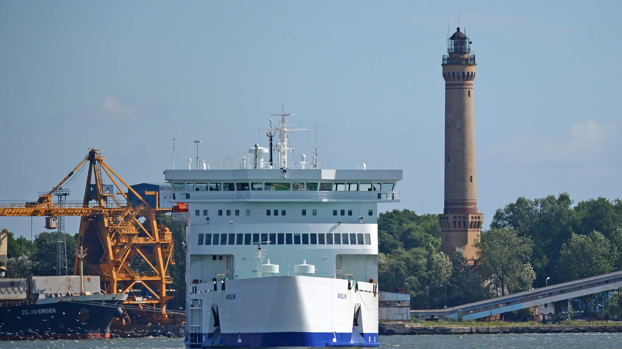 أول اتفاقية عربية لتصدير الغاز المسال في عام 2026