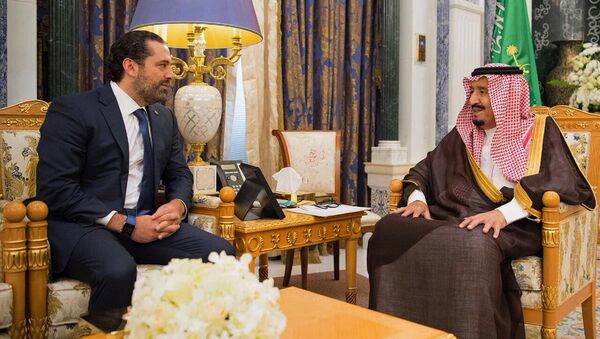 ملك السعودية سلمان بن عبدالعزيز ورئيس الوزراء اللبناني سعد الحريري في الرياض، السعودية 6 نوفمبر/ تشرين الثاني 2017 - سبوتنيك عربي