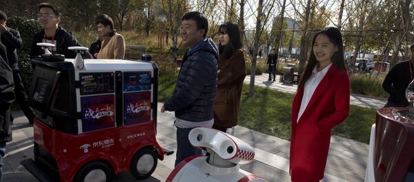 صينيون في يوم السناجل - سبوتنيك عربي