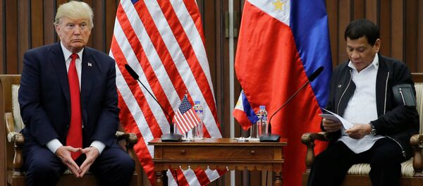 الرئيسان الأمريكي دونالد ترامب و الفلبيني رودريغو دوتيرت - سبوتنيك عربي