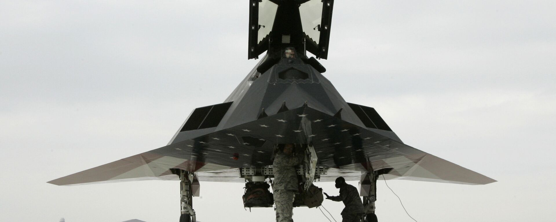 طائرة شبحية أمريكية إف 117 - سبوتنيك عربي, 1920, 23.02.2025