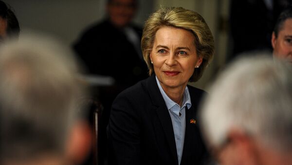 أورسولا فون در لاين، وزيرة دفاع ألمانيا - سبوتنيك عربي