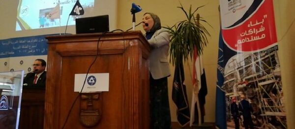 الدكتورة هناء أبو جبل رئيس قسم الطاقة النووية والإشعاعية بجامعة الإسكندرية - سبوتنيك عربي