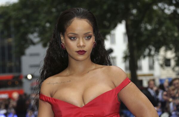 المغنية ريهانا في لندن المغنية ريهانا في لندن - سبوتنيك عربي