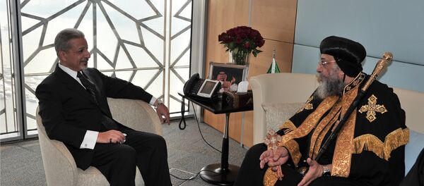 سفير السعودية في القاهرة مع البابا تواضروس - سبوتنيك عربي