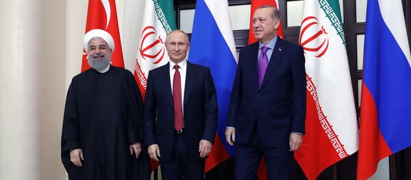 لقاء ثلاثي يجمع بوتين مع أردوغان وروحاني في سوتشي - سبوتنيك عربي