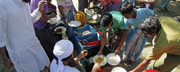 لاجئو الروهينغا في مخيم للاجئين بالوخالي على الحدود بين ميانمار وبنغلادش - سبوتنيك عربي