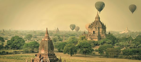 مسابقة التصوير التاريخي لهذا العام (Historic Photographer of the Year) - صورة بعنوان البالونات الهوائية فوق باغان، ميانمار، للمصور آنا كارولين دي ليما مسابقة التصوير التاريخي لهذا العام (Historic Photographer of the Year) - صورة بعنوان البالونات الهوائية فوق باغان، ميانمار، للمصور آنا كارولين دي ليما - سبوتنيك عربي