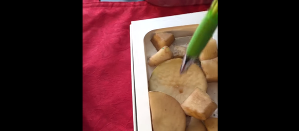 سيدة تحصل على علبة بطاطس بدلا من آيفون 6 في الجمعة السوداء - سبوتنيك عربي