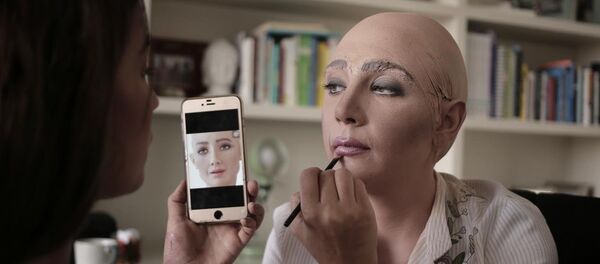 تقليد مظهر الروبوت صوفيا تقليد مظهر الروبوت صوفيا - سبوتنيك عربي