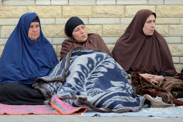 أقارب ضحايا الهجوم الإرهابي على المسجد شمال سيناء أقارب ضحايا الهجوم الإرهابي على المسجد شمال سيناء - سبوتنيك عربي