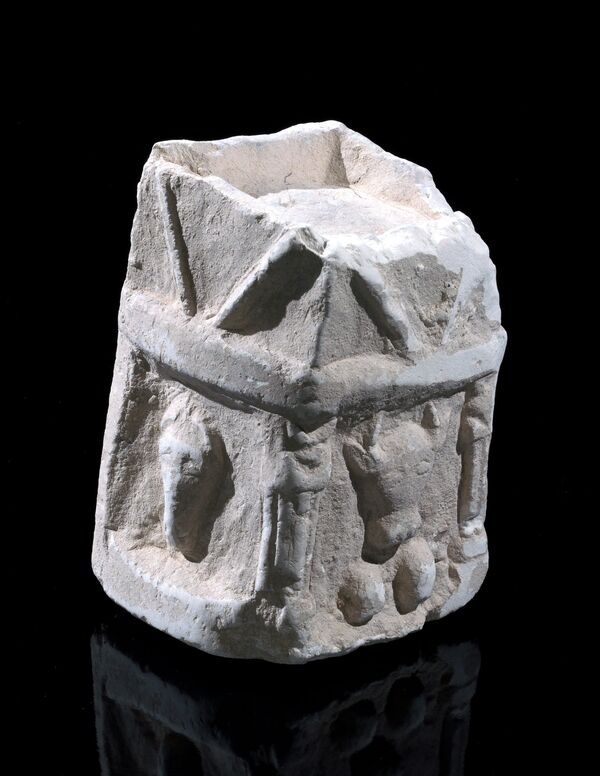 صورة لمذبح من حجر منحوت عليه رأس ثور - سبوتنيك عربي