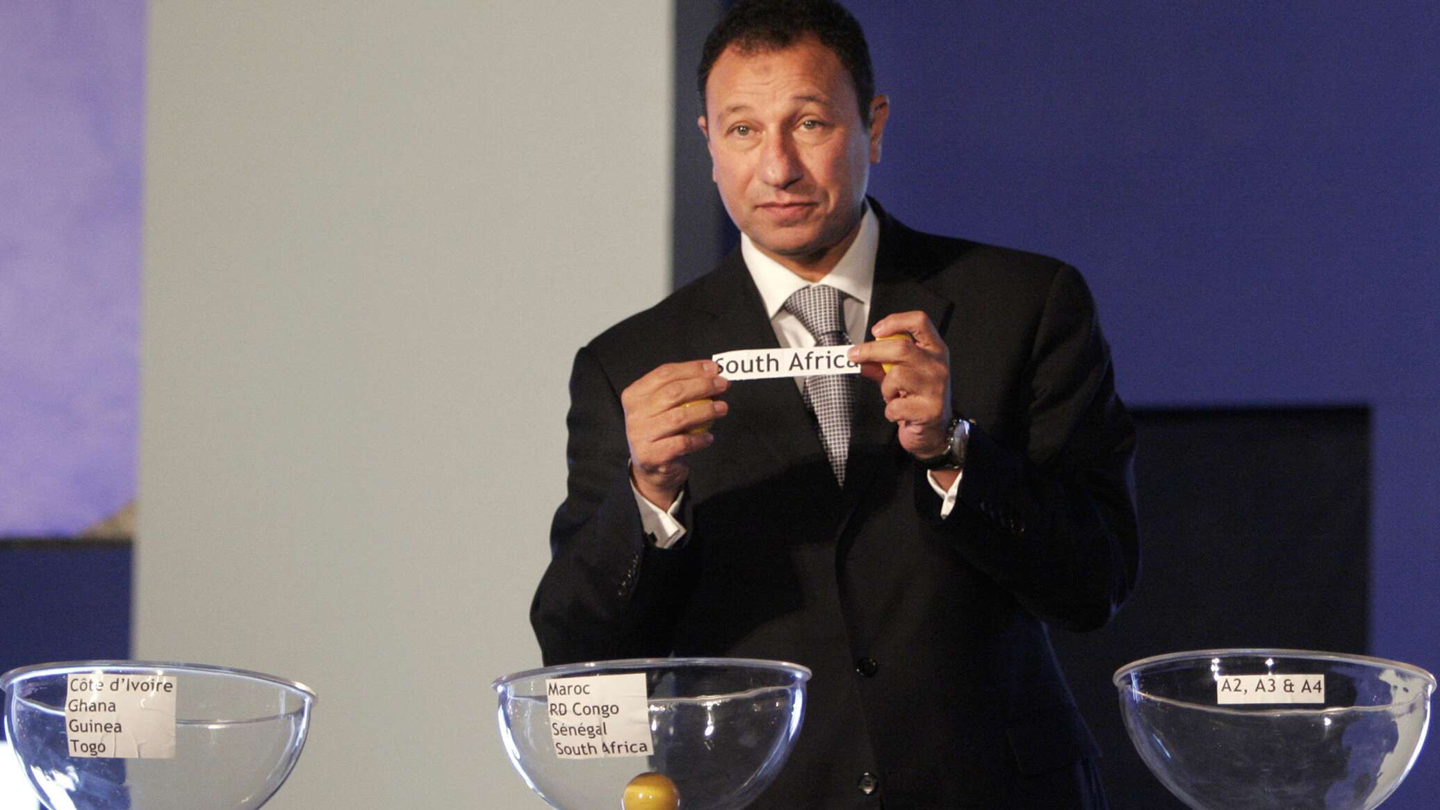 محمود الخطيب يعلن عدم ترشحه لرئاسة النادي الأهلي المصري في الانتخابات المقبلة